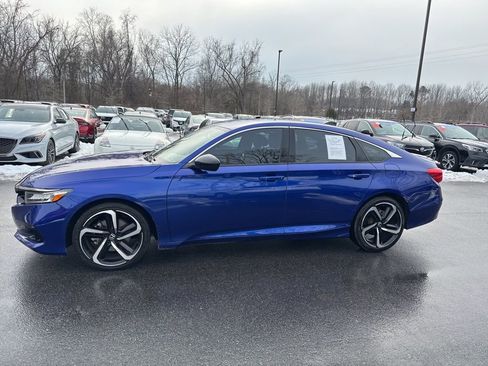 Used 2022 Honda Accord Sport image 5
