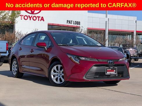 Used 2026 Toyota Corolla LE FWD image 2