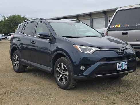 Used 2017 Toyota RAV4 XLE w/ All Weather Liner Package AWD/4WD image 2