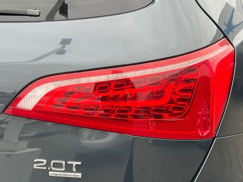 Used 2011 Audi Q5 2.0T Premium AWD/4WD image 18