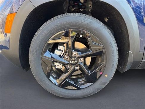 New 2026 Kia Seltos EX image 9