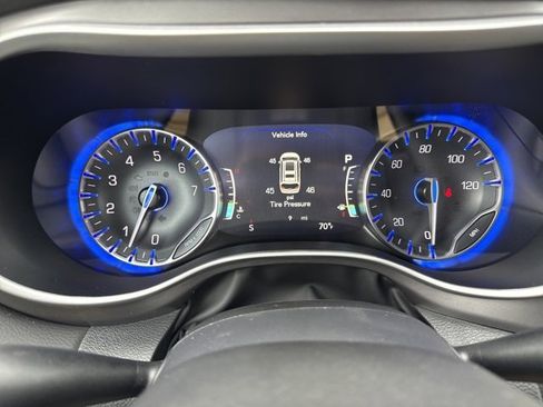 New 2026 Chrysler Voyager LX image 32