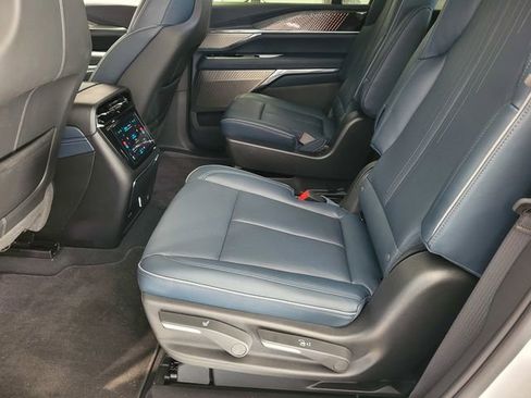 New 2025 Cadillac Escalade IQ Sport 2 w/ LPO, ONYX Package AWD/4WD image 15