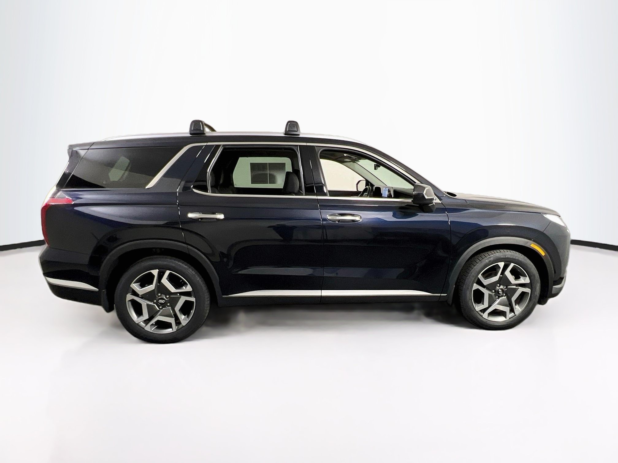 Used 2024 Hyundai Palisade Limited AWD/4WD image 4