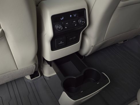 Used 2023 GMC Acadia Denali w/ Denali Ultimate Package image 30