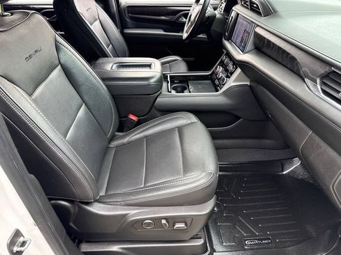 Used 2021 GMC Yukon Denali w/ LPO, Illumination Package AWD/4WD image 19