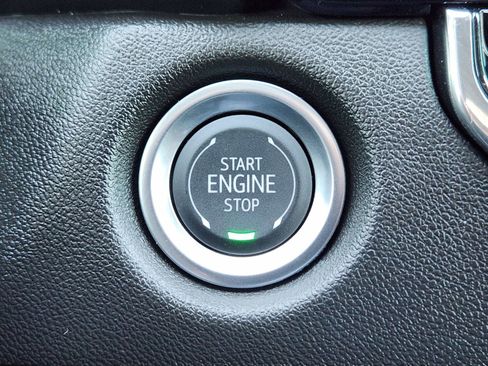 Used 2025 Chevrolet Colorado Trail Boss image 24