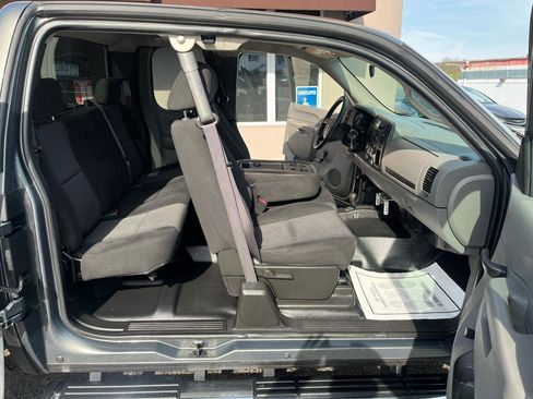 Used 2011 Chevrolet Silverado 1500 W/T w/ LS Package AWD/4WD image 28