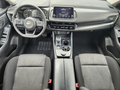 Used 2024 Nissan Rogue SV image 25