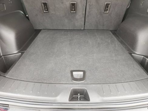 Used 2025 Chevrolet Blazer LT AWD/4WD image 33