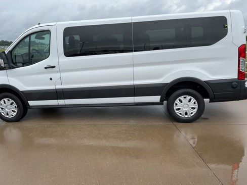 Used 2024 Ford Transit 350 XLT RWD image 6