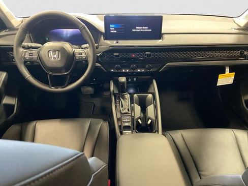 New 2025 Honda Accord EX-L image 10