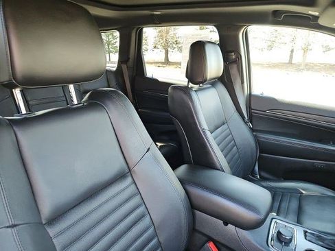 Used 2020 Jeep Grand Cherokee Limited X image 12