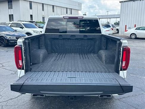 Certified 2022 GMC Sierra 1500 Denali w/ Denali Premium Package AWD/4WD image 12