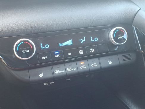 Used 2023 Hyundai Elantra Blue FWD image 18