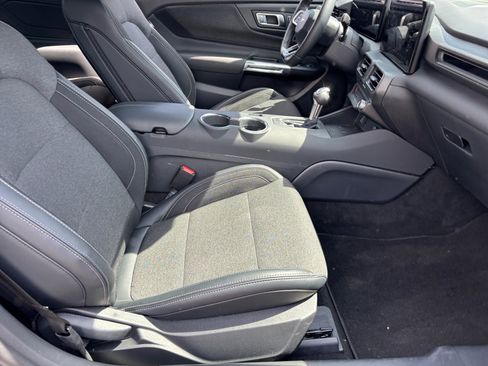 New 2025 Ford Mustang Coupe image 19