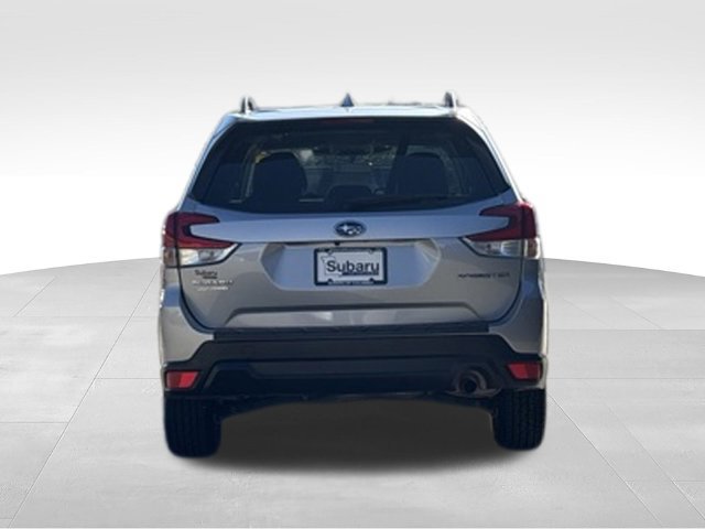 Used 2023 Subaru Forester Premium AWD/4WD image 6