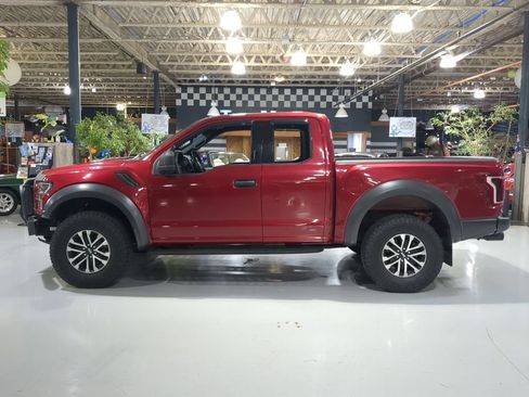 Used 2019 Ford F150 Raptor AWD/4WD image 11