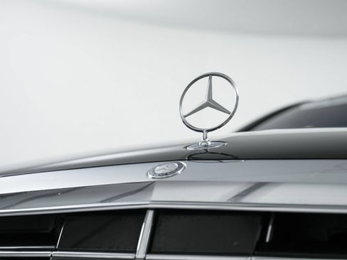 Used 2016 Mercedes-Benz Maybach S 600 image 38