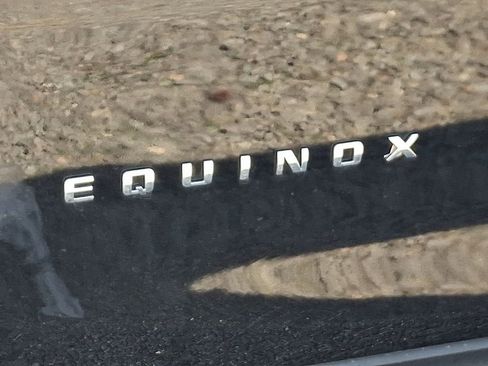 Used 2021 Chevrolet Equinox LT image 10