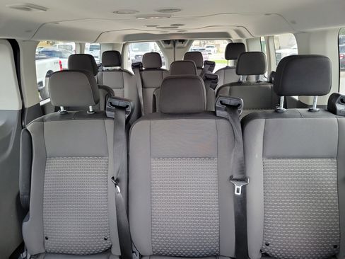 Used 2023 Ford Transit 350 XLT image 12