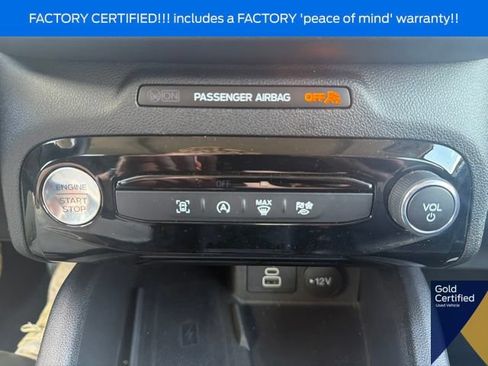 Used 2025 Ford Escape Platinum AWD/4WD image 38