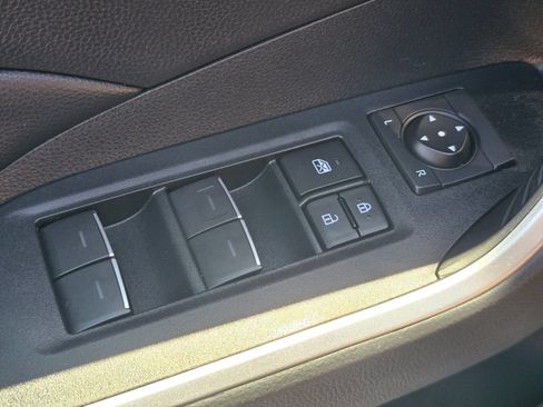Used 2023 Toyota RAV4 XLE w/ Convenience Package AWD/4WD image 20