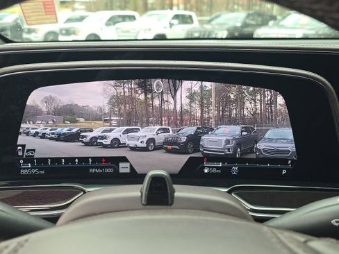 Used 2021 Cadillac Escalade Premium Luxury Platinum w/ Heavy-Duty Trailer Package image 32