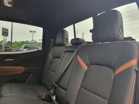 New 2026 GMC Canyon AT4 w/ Technology Plus Package AWD/4WD image 28