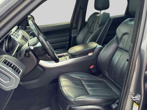 Used 2016 Land Rover Range Rover Sport SE image 3
