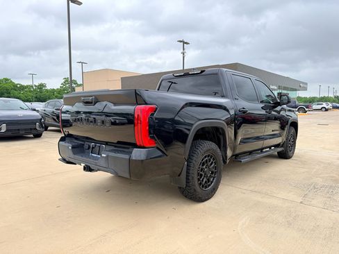 Used 2025 Toyota Tundra SR5 w/ SR5 Premium Package AWD/4WD image 5