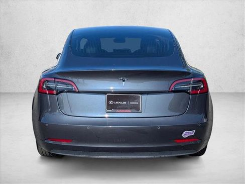 Used 2019 Tesla Model 3 Mid Range image 7
