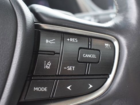 Used 2019 Lexus ES 300h w/ Luxury Package image 22