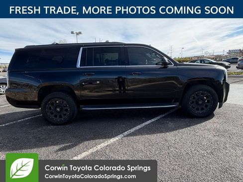 Used 2016 GMC Yukon XL SLT w/ Open Road Package image 9