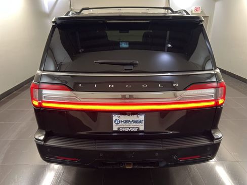 Used 2020 Lincoln Navigator Reserve w/ Equipment Group 208A Reserve image 5