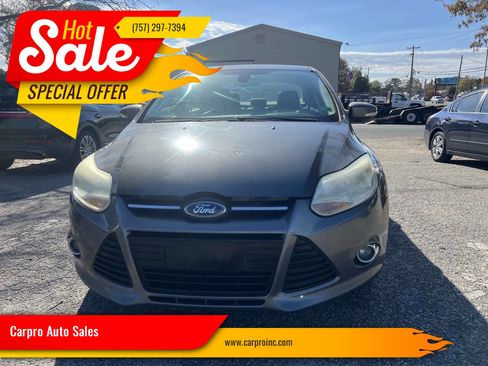 Used 2012 Ford Focus SEL image 1