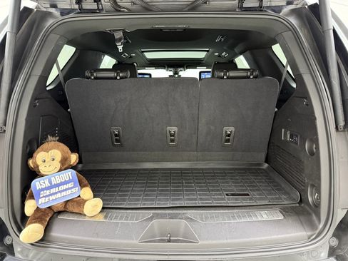 Used 2021 GMC Yukon Denali w/ Denali Premium Package image 7