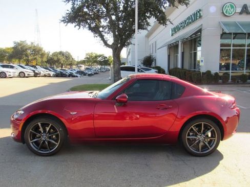 Used 2019 MAZDA MX-5 Miata RF Grand Touring image 10