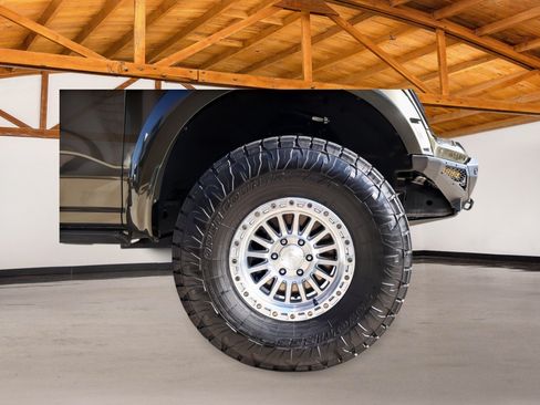 Used 2025 Ford F150 Raptor AWD/4WD image 8