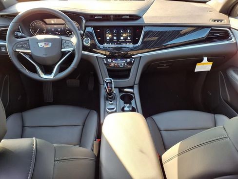 New 2025 Cadillac XT6 Premium Luxury w/ LPO, Floor Liner Package AWD/4WD image 9