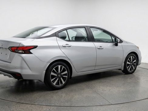 Used 2025 Nissan Versa SV FWD image 7