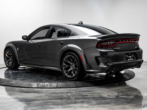 Used 2020 Dodge Charger SRT Hellcat w/ Harman/Kardon Audio Group image 10