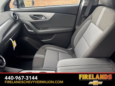 New 2025 Chevrolet Blazer LT w/ Midnight/Sport Edition image 16