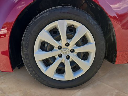 Used 2024 Toyota Corolla LE image 27