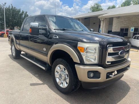 Used 2014 Ford F250 King Ranch w/ FX4 Off-Road Package AWD/4WD image 3
