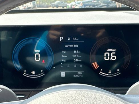 Used 2025 Hyundai Kona SEL FWD image 16