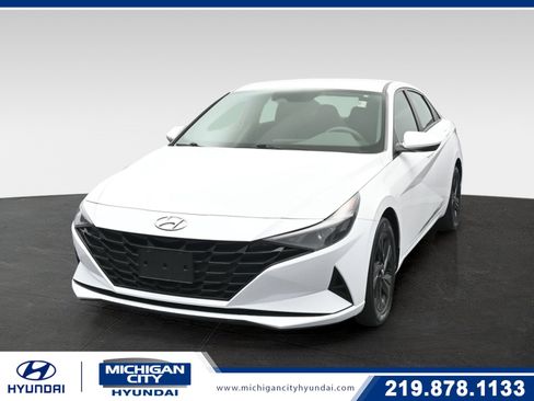 Certified 2021 Hyundai Elantra SEL FWD image 1