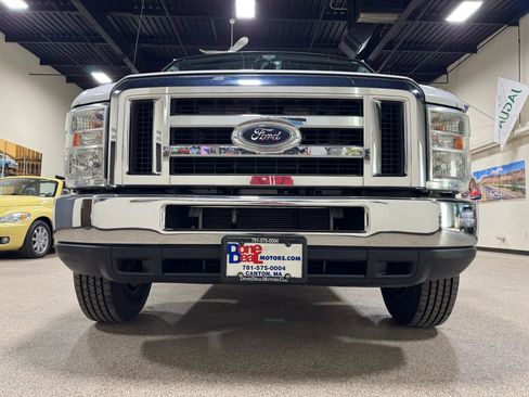 Used 2012 Ford E-350 and Econoline 350 Extended Super Duty w/ PWR Group image 9