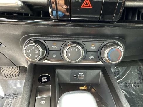 Used 2025 Nissan Kicks S FWD image 29