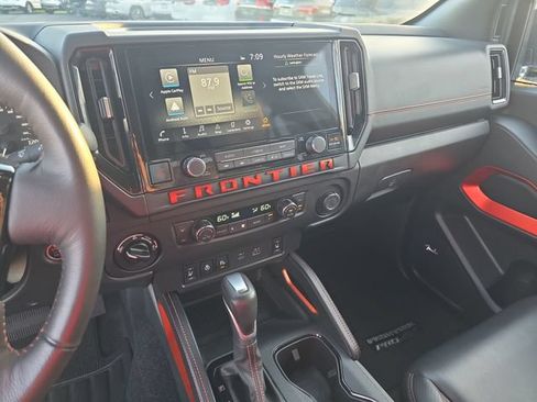 Used 2025 Nissan Frontier PRO-4X w/ Pro Premium Package AWD/4WD image 21